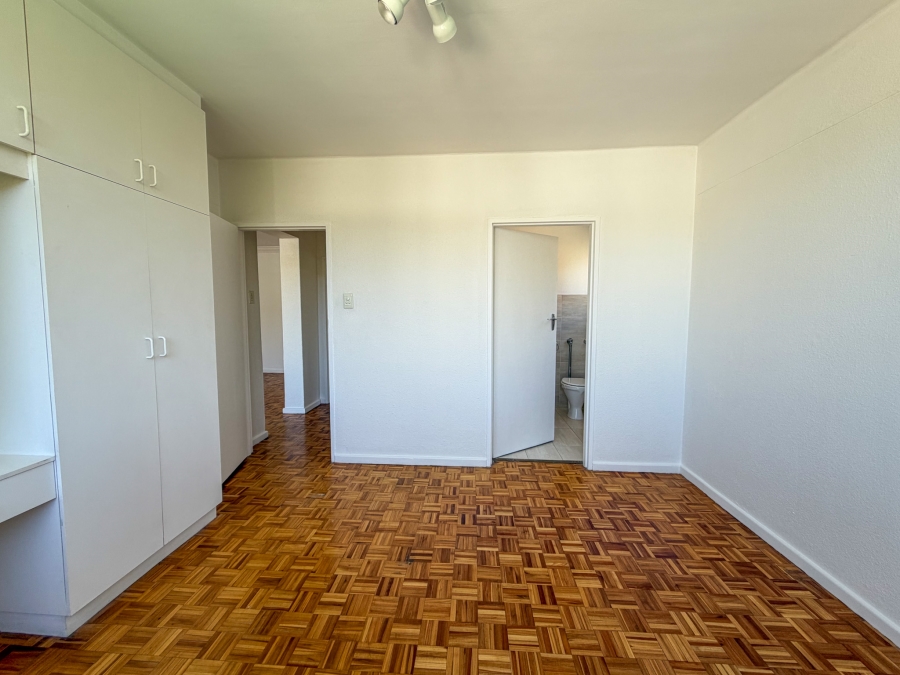 1 Bedroom Property for Sale in Oranjezicht Western Cape